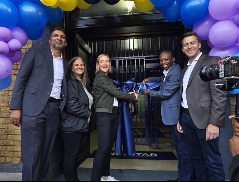 Representatives from Netstar, MES, Altron and Jozi My Jozi during the opening of the Digital Learning Centre in Hillbrow.